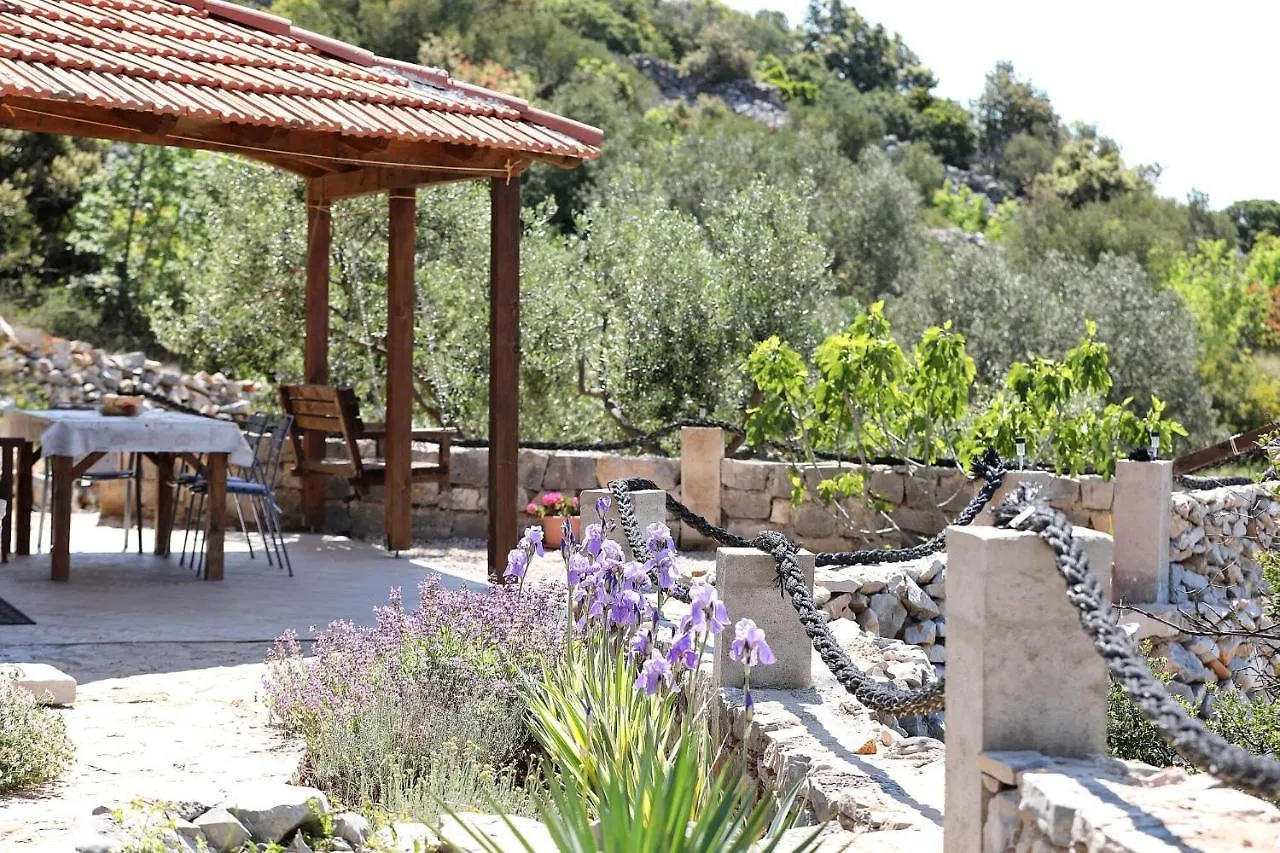 Сasa de vacaciones Villa House Astrid Tkon